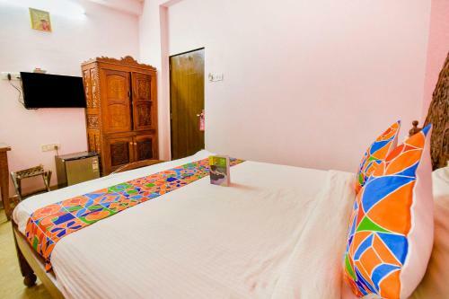 Fabhotel Paradise For You