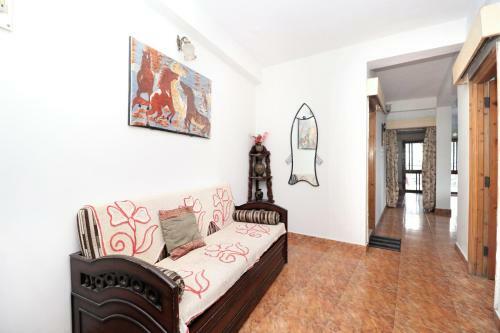 Apartamentos Valley View 2bhk Abode Near Isbt, Tutikandi