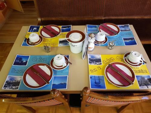 Hostal Hotel Garni Alpenruh