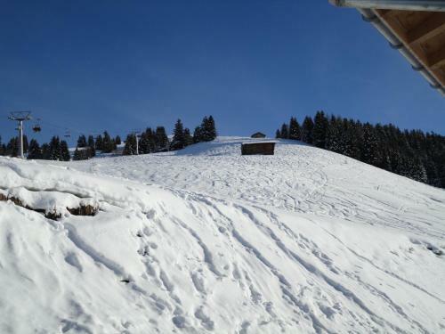 Albergue Snow Beach Lodge Metsch