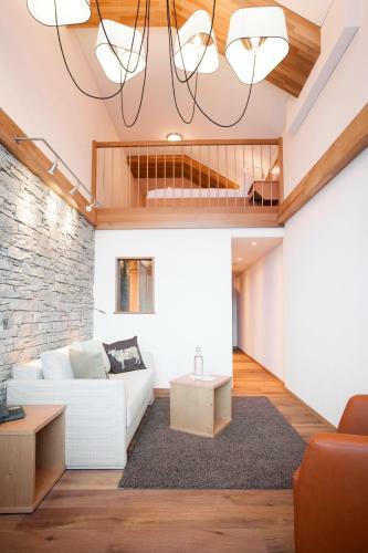 Berghotel Tr�bsee