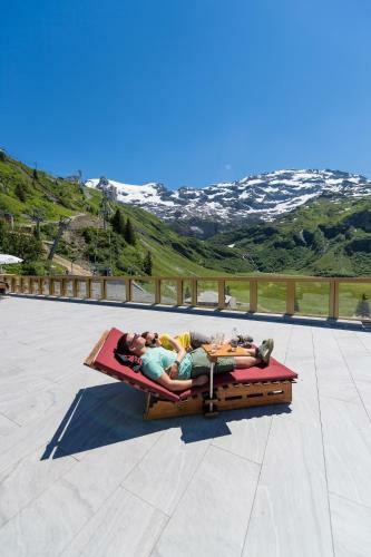 Berghotel Tr�bsee