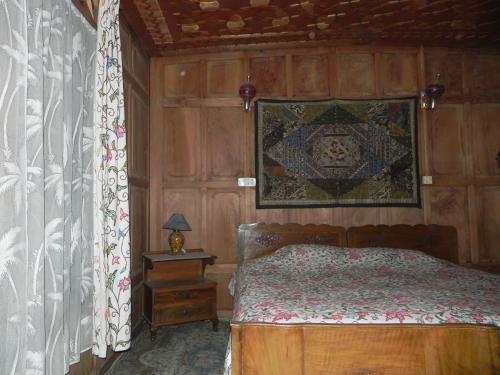 Hotel Shabrose Houseboats