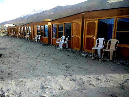 Tih Pangong Lake View Cottages And Camps