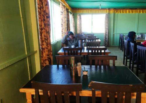 Ladakh Summer Pangong Camp