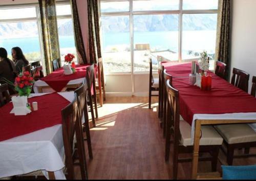 Bed & Breakfast Pangong Paradise