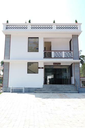Hotel Adithya Nest