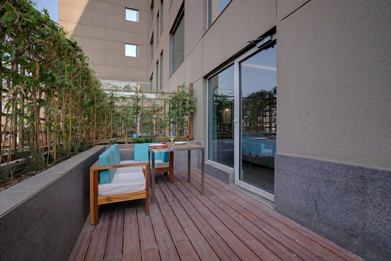 Hotel Courtyard By Marriott Surat