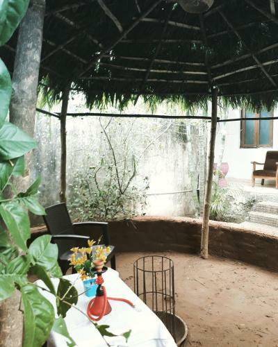 Hotel Narmada Palace