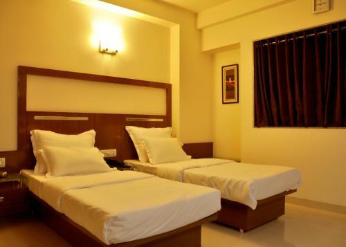 Hotel Happiness