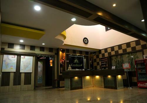 Lodge Landmaark Hotels