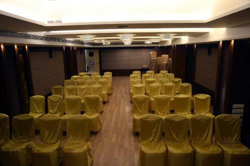 Kvm Hotels Srirangam