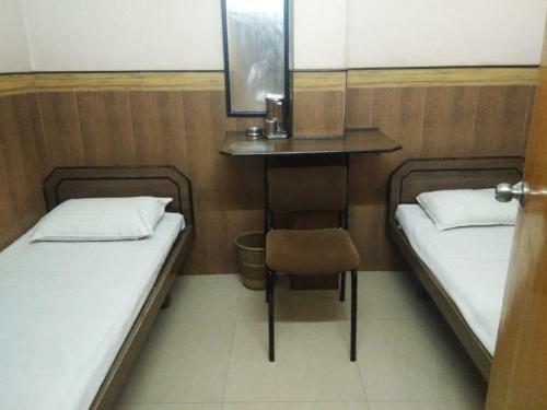 Hotel Sri Saraswathi Lodge