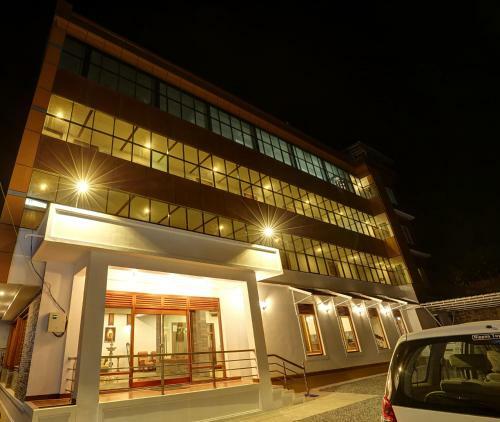 Hotel Spice Residency