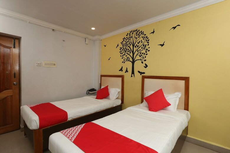 Hotel Oyo 22950 Royal Grand
