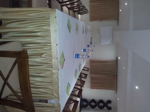 Srm Hotel