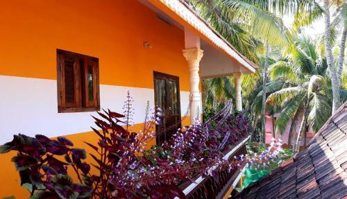Thriphala Ayurveda Yoga Ashram