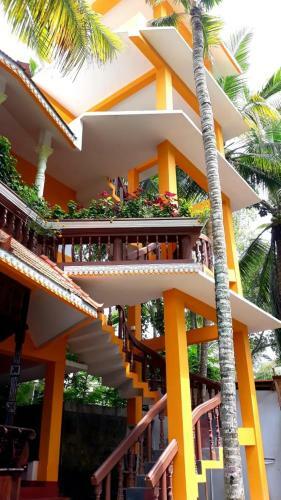Thriphala Ayurveda Yoga Ashram