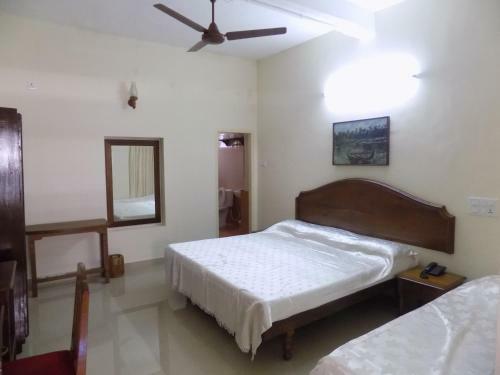Hotel Safire Residency