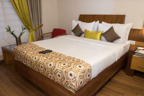 Hotel Meadows Residency