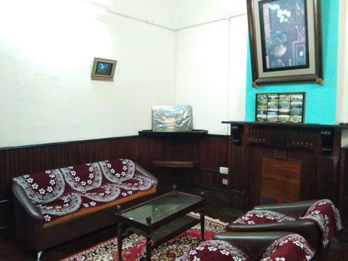 Villa Ooty Castle Bungalow