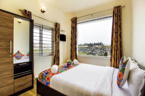 Hotel Fabexpress Grand Castle Hill Resorts