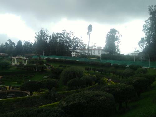 Hotel Rosepark Residency