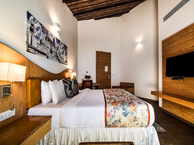 Hotel Bamboo Saa Resort & Spa