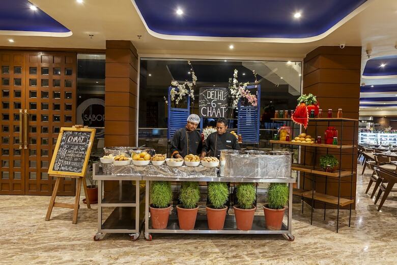 Hotel Justa Sajjangarh Resort & Spa
