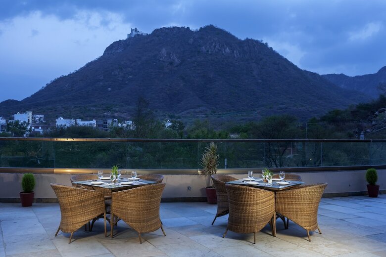 Hotel Justa Sajjangarh Resort & Spa