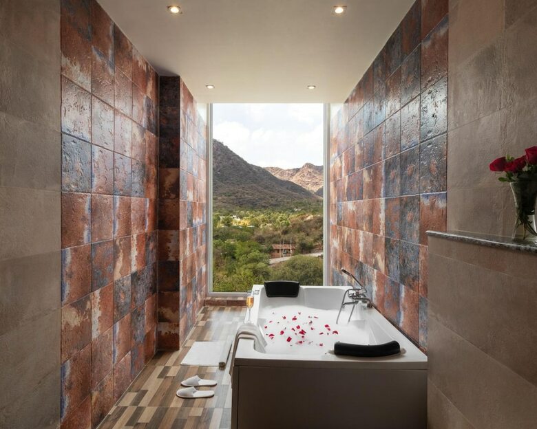 Hotel Justa Sajjangarh Resort & Spa