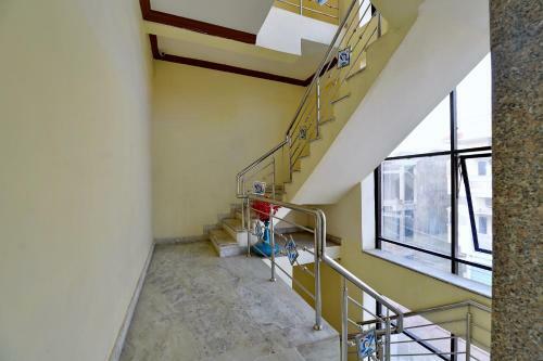 Oyo 6541 Hotel Relax Inn