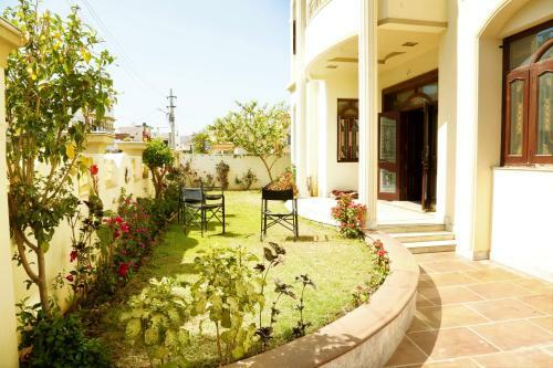 Bed & Breakfast Kci Guest Villa
