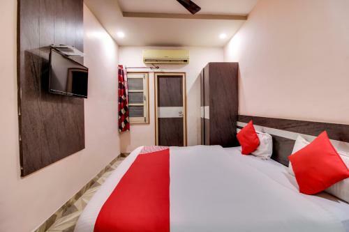 Oyo 35398 Hotel Pearl