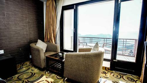 Hotel Patnitop Heights