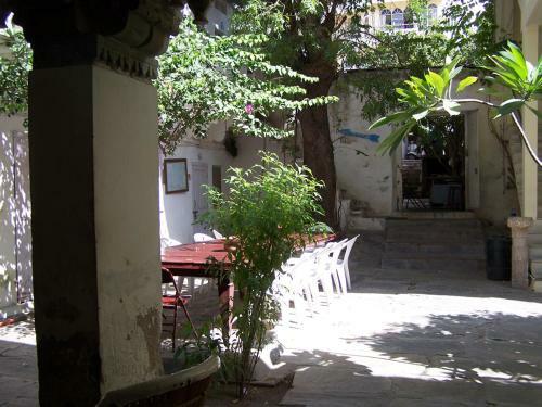 Hostal Lalghat Guest House