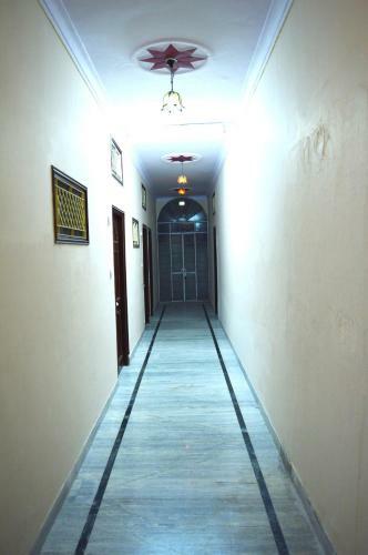 Hotel Laxmi Mahal