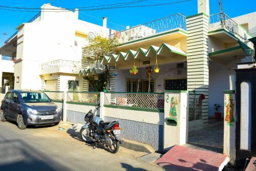 Hostal Chitrangan - A Perfect Stay
