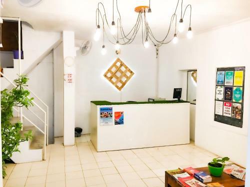 The Hostel Crawl