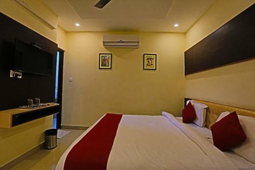 Hotel Suraj Palace