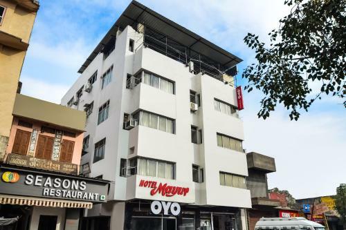 Oyo 23086 Hotel Mayur