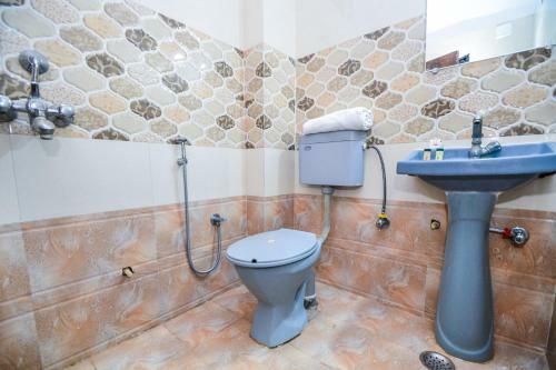 Oyo 23086 Hotel Mayur