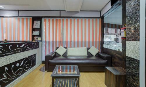 Hotel Treebo Trend Royal Dezire