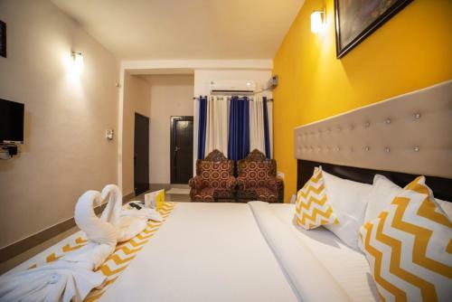 Hotel Yash Residency