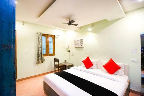 Hostal Oyo 1789 Hotel La Fontana
