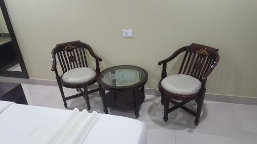Hotel S L E Residency