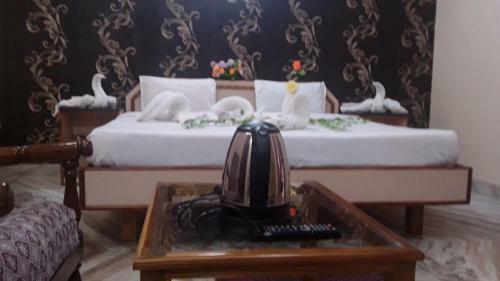 Hotel Saravana Grand