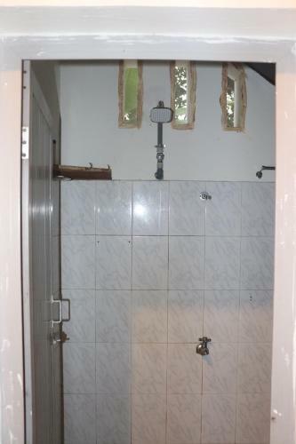 Short Giraffe Hostels - Varkala Beach