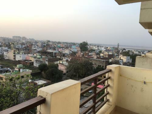 3 Bhk Ganges View Apartment