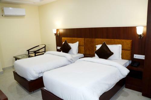Hotel Shivoy Grand